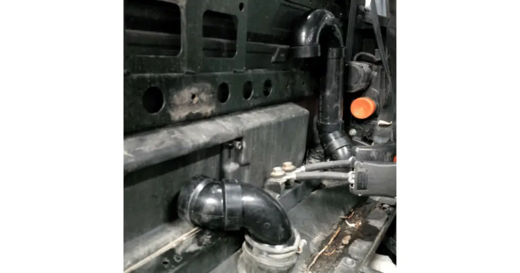 an example of problematic air intake routing on a Polaris Ranger